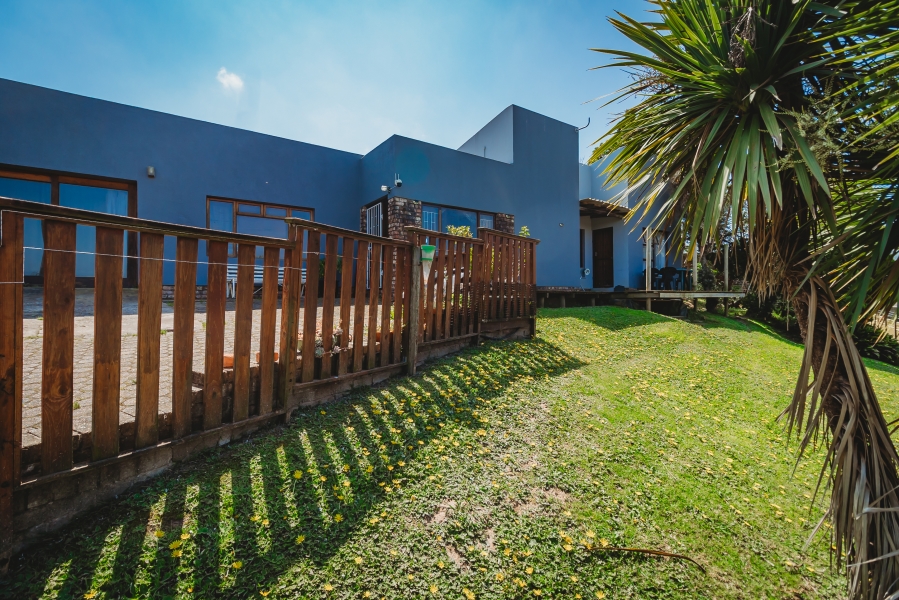 5 Bedroom Property for Sale in Denneoord Western Cape